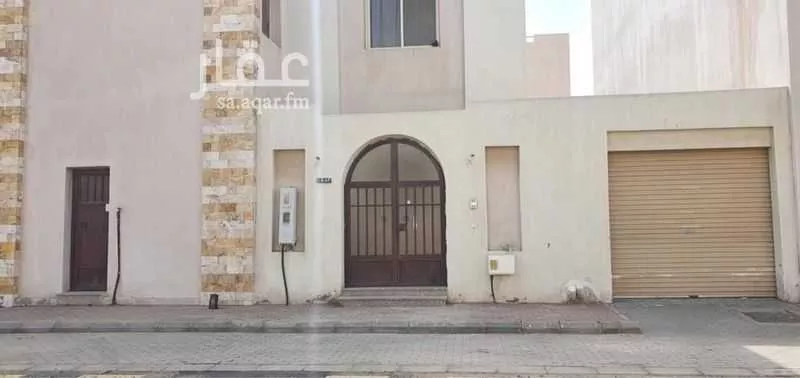 فيلا للبيع في شارع المسور, حي الغربية, مدينة جدة, منطقة مكة المكرمة 1 صورة