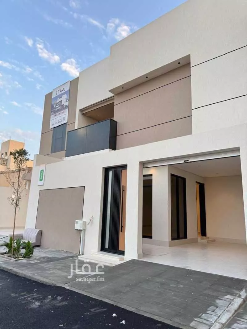 دور للبيع في شارع عبدالله بن بكر كمال, حي العوالي, مدينة الرياض, منطقة الرياض 1 صورة