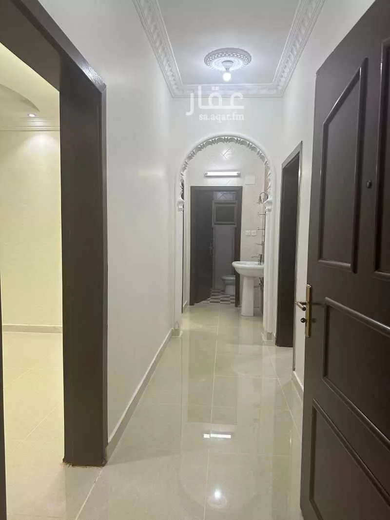 عمارة للإيجار في شارع إبراهيم ابي سلمة , حي الأجاويد, مدينة جدة, منطقة مكة المكرمة 1 صورة
