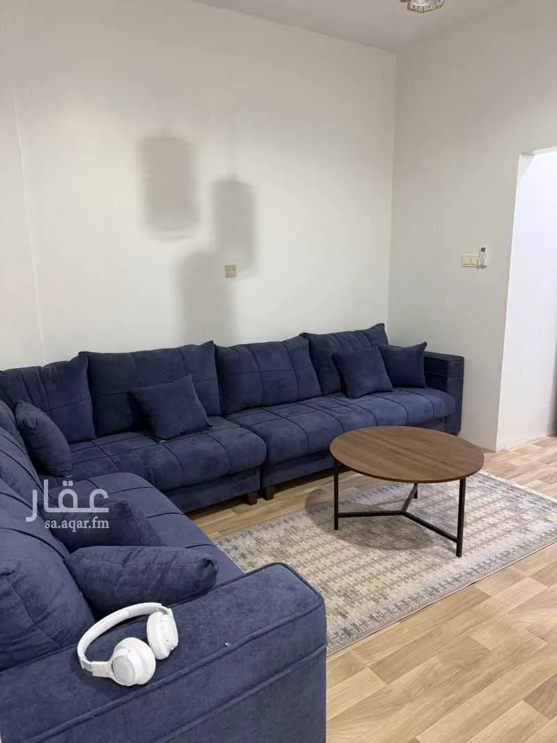 عمارة للإيجار في شارع الامير نايف بن عبدالعزيز, حي الخالدية, مدينة الاحساء, المنطقة الشرقية 1 صورة