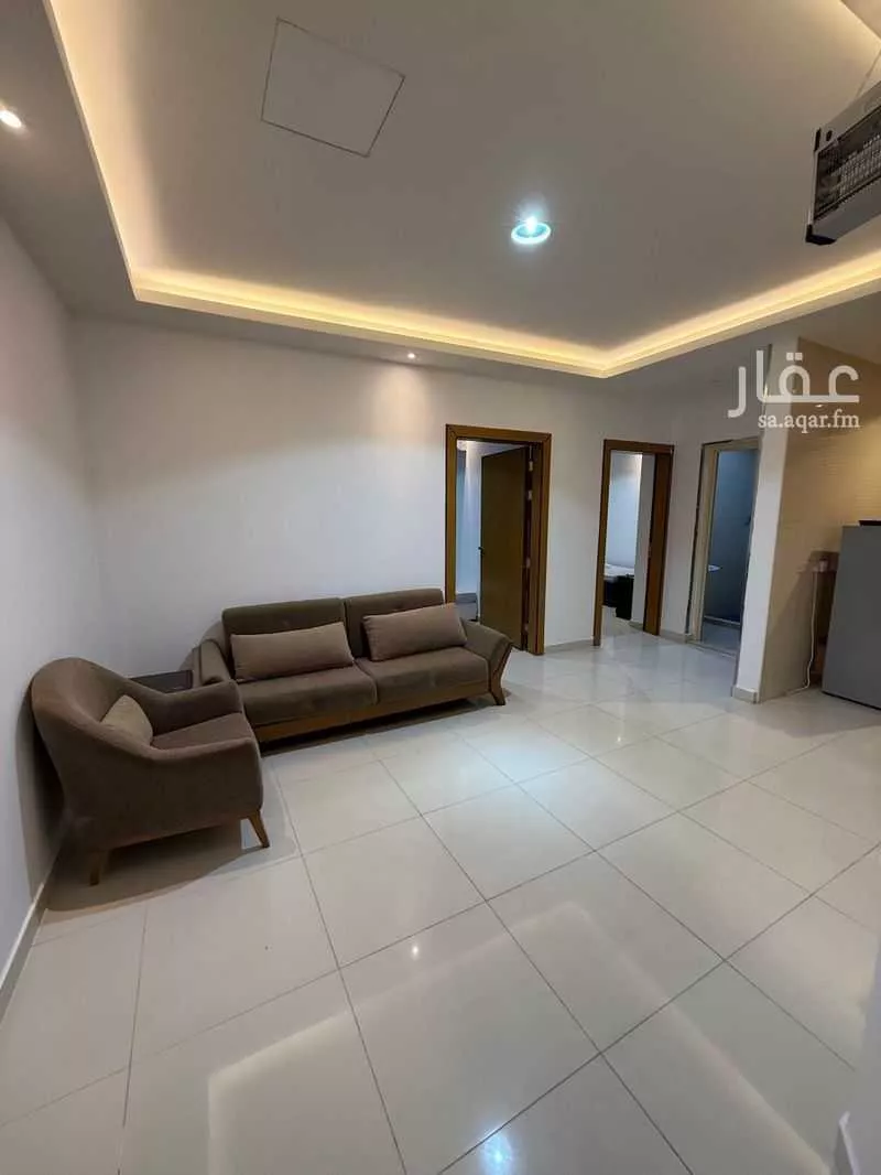 عمارة للإيجار في شارع جازان, حي الحمراء الثالث, مدينة الاحساء, المنطقة الشرقية 1 صورة