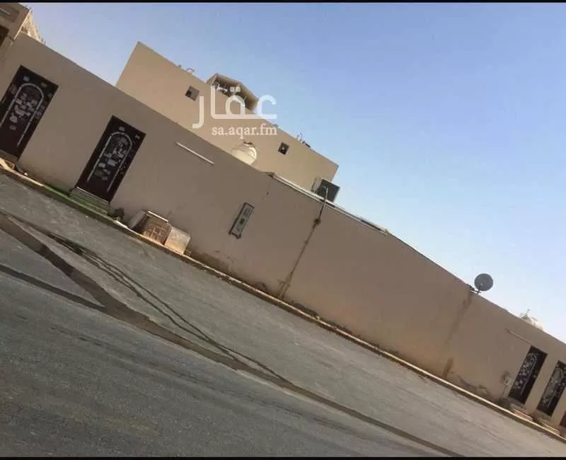 استراحة للبيع في شارع عمر الكندي, حي الحزم, مدينة الرياض, منطقة الرياض 1 صورة