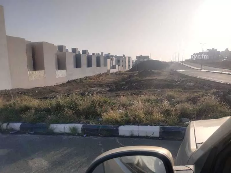 أرض للبيع في حي العرين, مدينة ابها, منطقة عسير 1 صورة