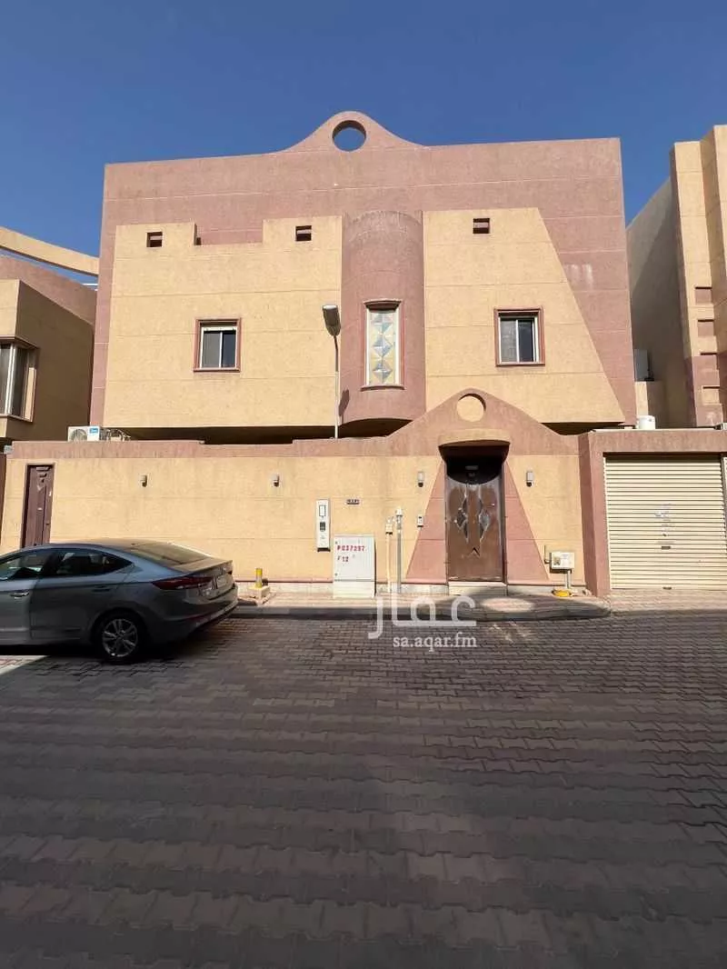 فيلا للإيجار في شارع المقدام, حي الرحمانية, مدينة الرياض, منطقة الرياض 1 صورة