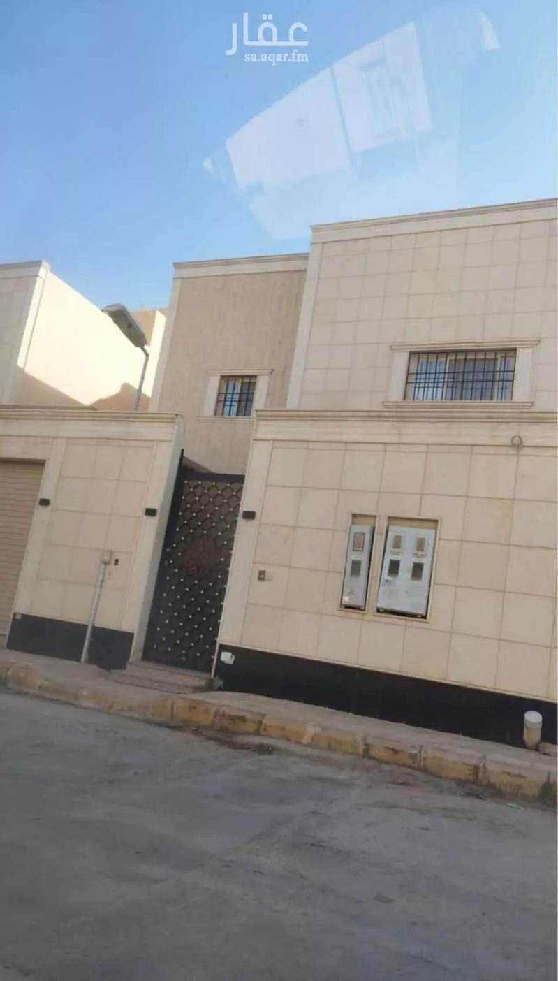 فيلا للبيع في شارع الغفيرية, حي العوالي, مدينة الرياض, منطقة الرياض 1 صورة