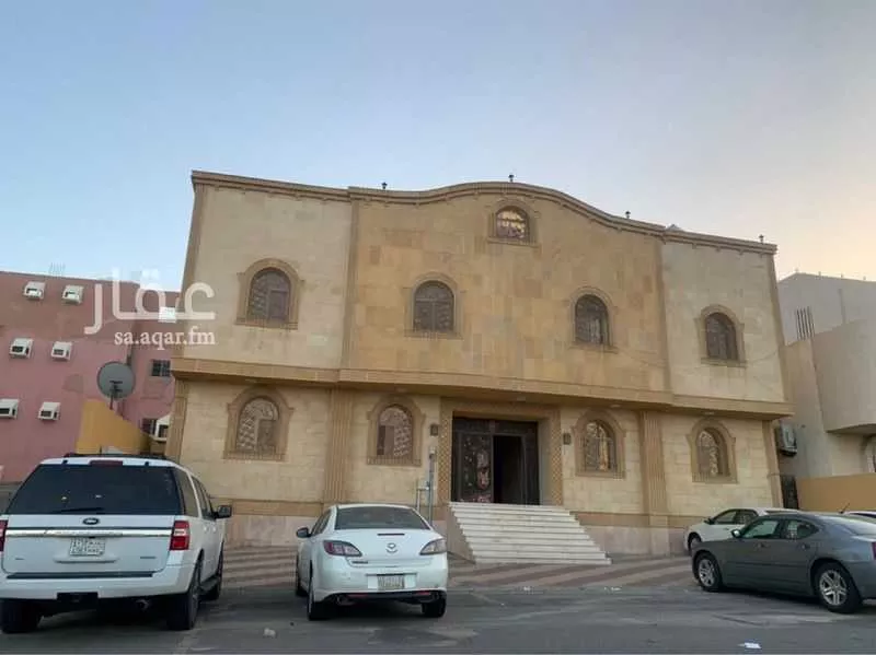 عمارة للإيجار في شارع ربيعه بن عوف رضي الله عنه, حي الصفاء, مدينة مكه المكرمه, منطقة مكة المكرمة 1 صورة