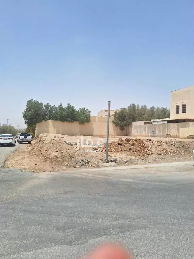 أرض للإيجار في شارع ابي فراس الحمدانى, حي الرائد, مدينة الرياض, منطقة الرياض 1 صورة