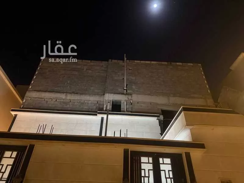 فيلا للبيع في شارع بسر بن الحضرمي ، حي المهدية ، الرياض ، منطقة الرياض 1 صورة