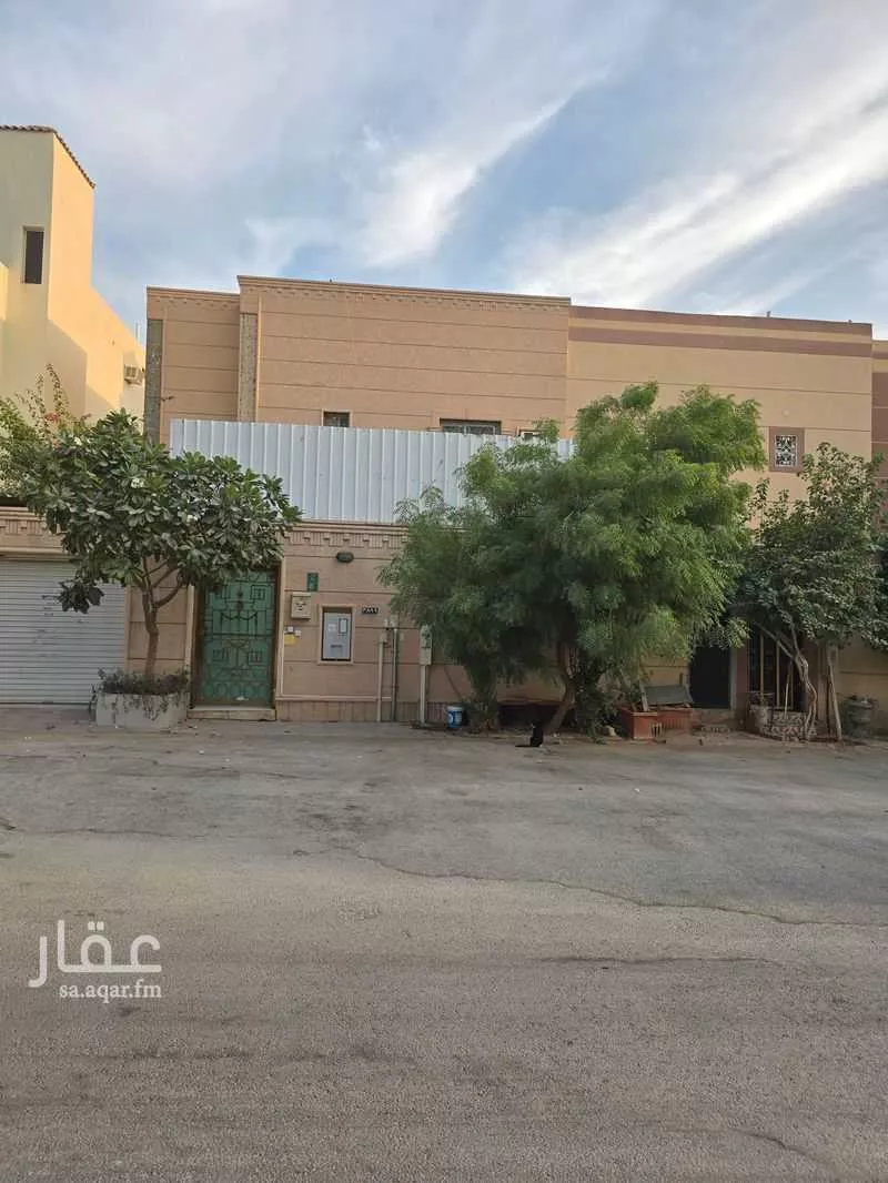 فيلا للإيجار في شارع عبدالرحمن بن يوسف, حي النفل, مدينة الرياض, منطقة الرياض 1 صورة