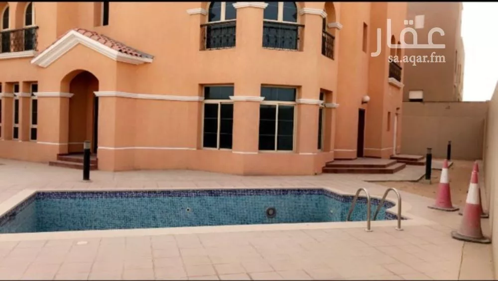 فيلا للبيع في شارع ابن الرومي, حي النورس, مدينة الدمام, المنطقة الشرقية 1 صورة