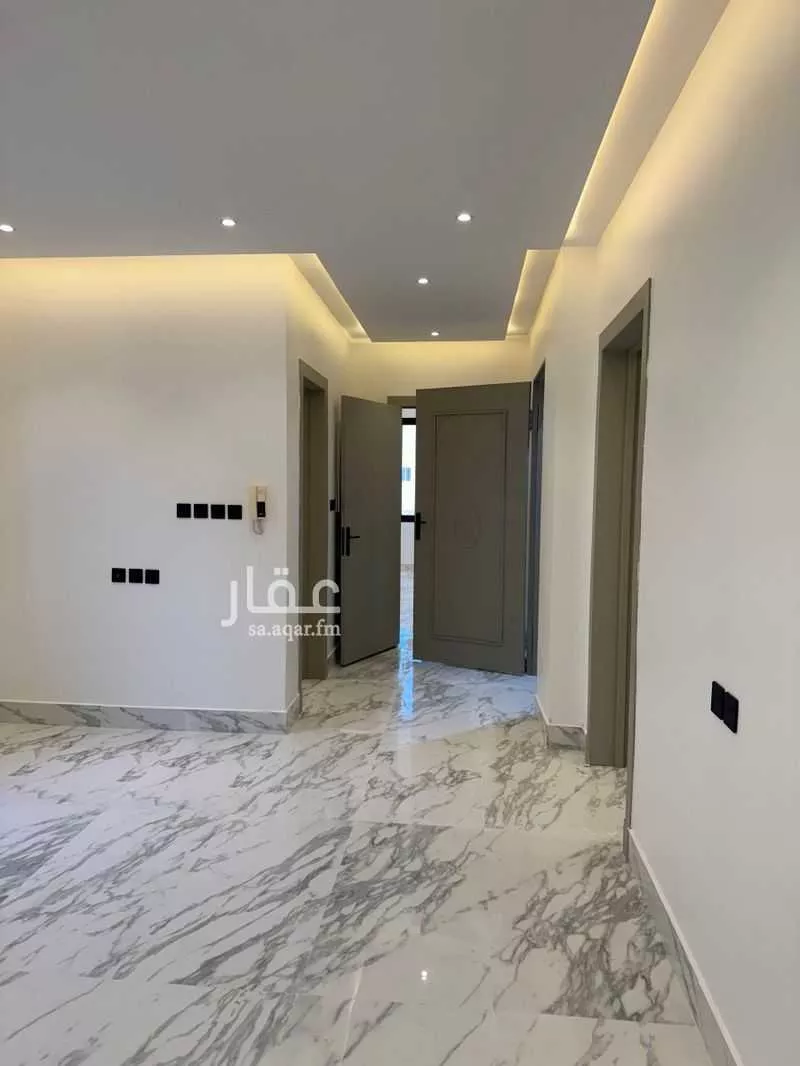دور للبيع في شارع محمد حميده, حي الحائر, مدينة الرياض, منطقة الرياض 1 صورة