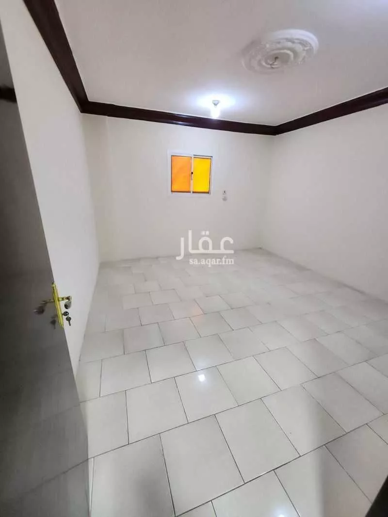 شقة للإيجار في شارع أبي الحرم المقدسي, حي الضباط, مدينة الرياض, منطقة الرياض 1 صورة