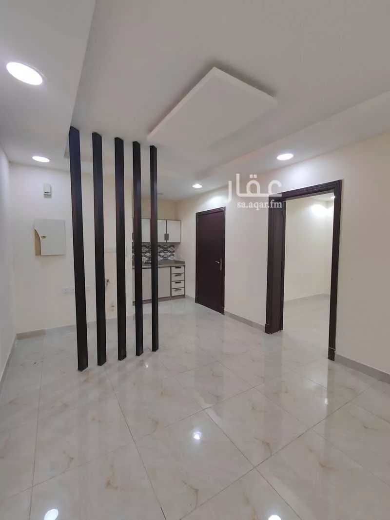شقة للإيجار في شارع الفرزدق, حي الضباط, مدينة الرياض, منطقة الرياض 1 صورة