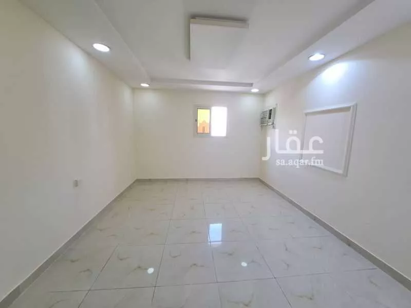 شقة للإيجار في شارع الفرزدق, حي الضباط, مدينة الرياض, منطقة الرياض 1 صورة