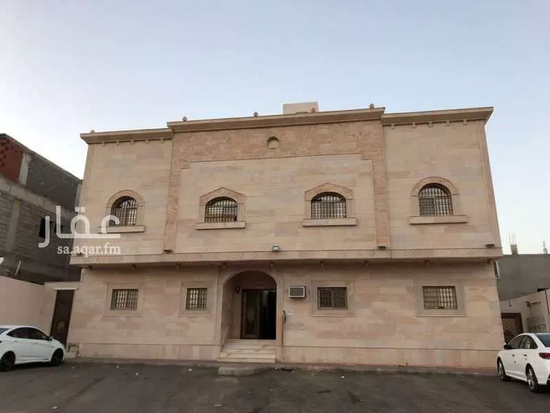 شقة للإيجار في شارع محمد بن عثمان الانصاري, حي الدفاع, مدينة المدينه المنوره, منطقة المدينة المنورة 1 صورة