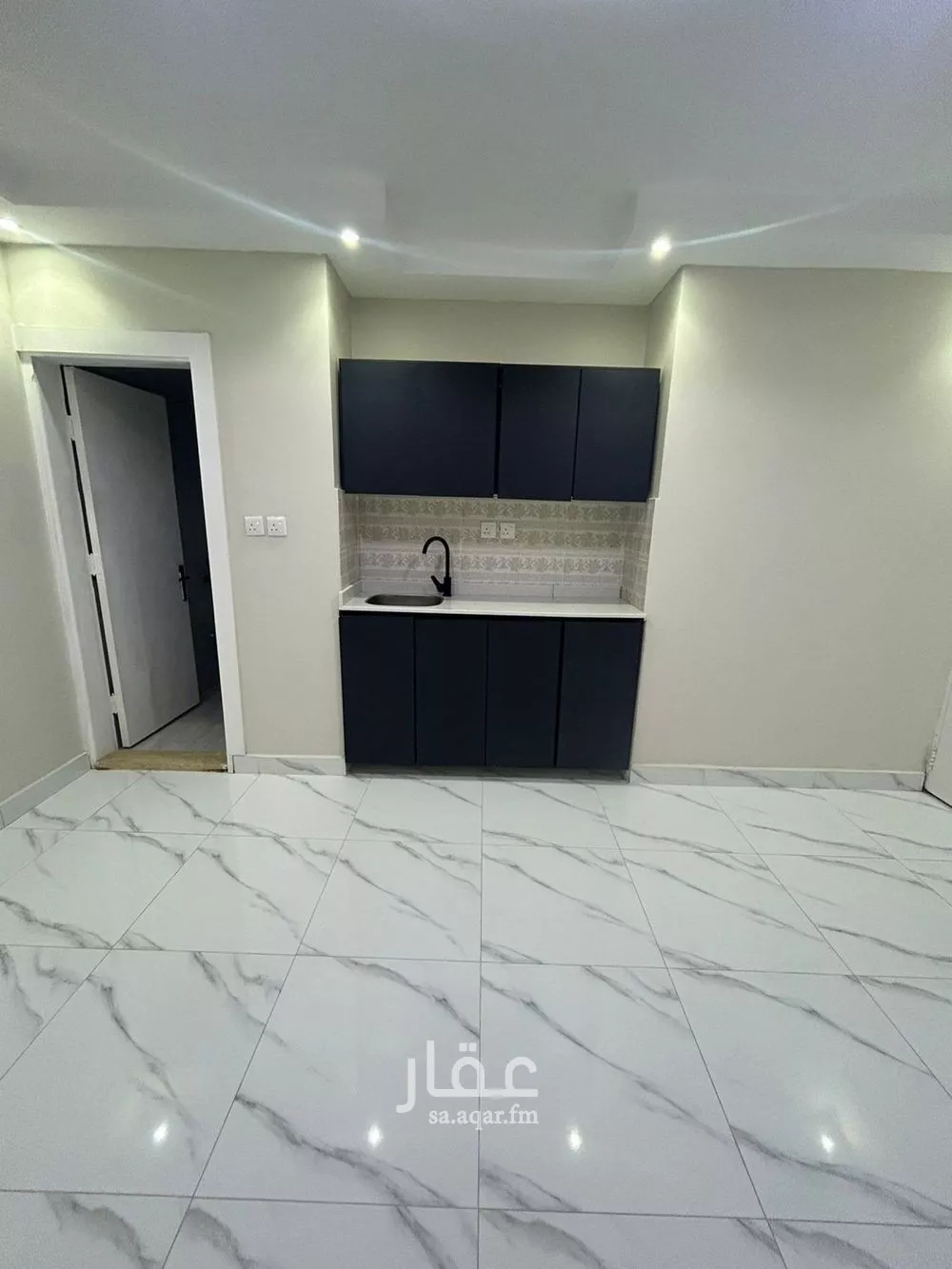 شقة للإيجار في شارع الصحابة, حي إشبيلية, مدينة الرياض, منطقة الرياض 1 صورة