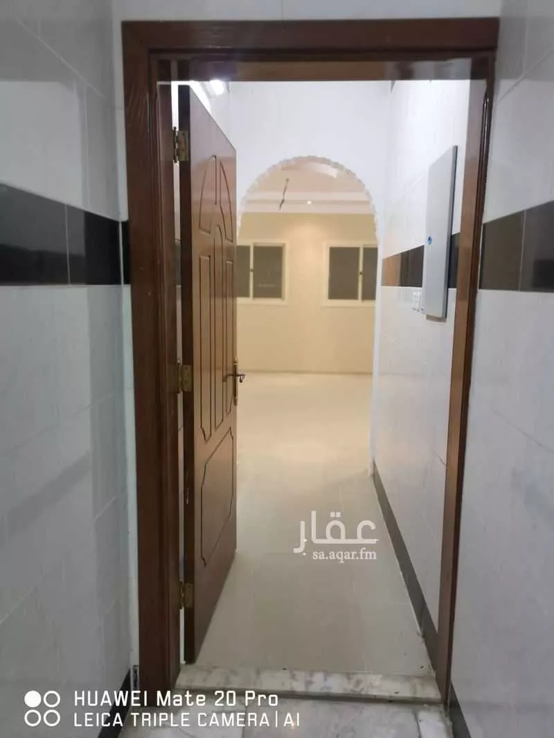 شقة للبيع في شارع ابن محمود العماد, حي الحلقة الغربية, مدينة امارة منطقة مكة المكرمة - الطائف, منطقة مكة المكرمة 1 صورة
