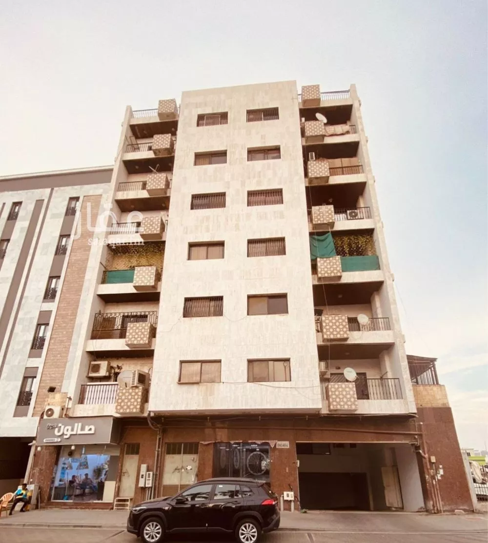 عمارة للبيع في شارع سعد بن زراره, حي الشرفية, مدينة جدة, منطقة مكة المكرمة 1 صورة