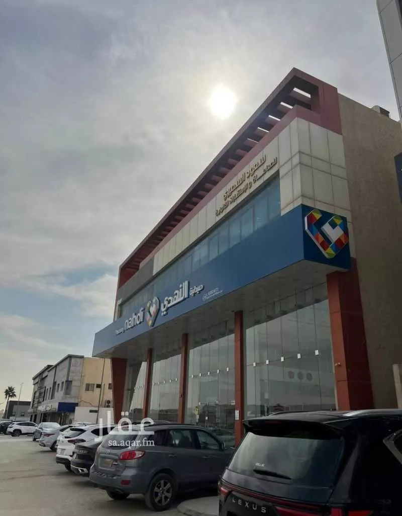 مكتب تجاري للإيجار في شارع ابي بكر الصديق الفرعي, حي النفل, مدينة الرياض, منطقة الرياض 1 صورة