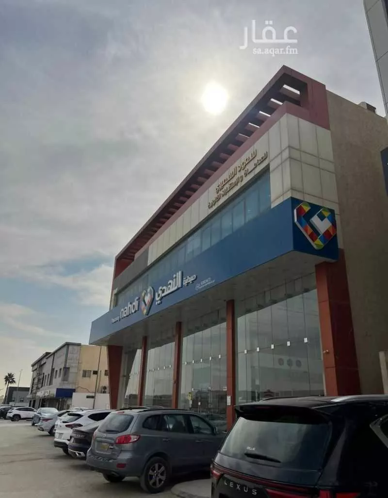 مكتب تجاري للإيجار في شارع ابي بكر الصديق الفرعي, حي النفل, مدينة الرياض, منطقة الرياض 1 صورة