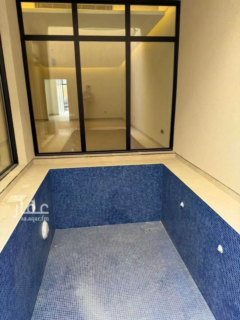 فيلا للإيجار في شارع الطفيل بن سعد, حي أم الحمام الغربي, مدينة الرياض, منطقة الرياض 1 صورة