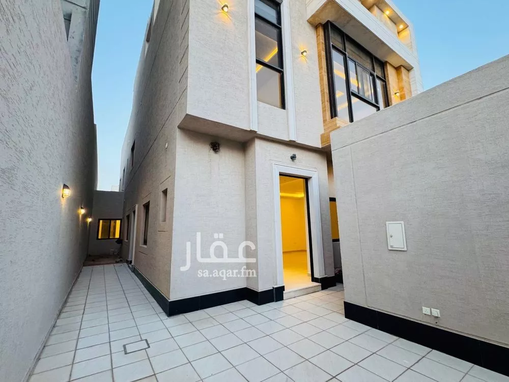 فيلا للبيع في شارع يحيى البرمكي, حي النرجس, مدينة الرياض, منطقة الرياض 1 صورة