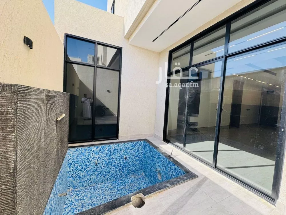 فيلا للبيع في شارع الدغمان, حي العارض, مدينة الرياض, منطقة الرياض 1 صورة