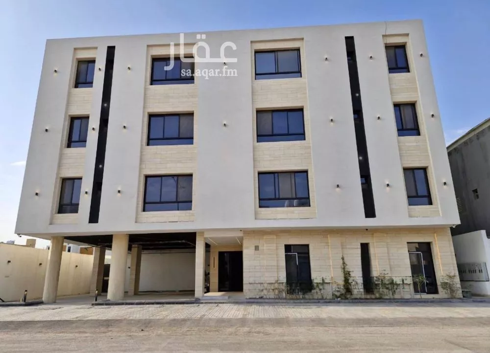 عمارة للبيع في شارع الكوثر, حي العارض, مدينة الرياض, منطقة الرياض 1 صورة