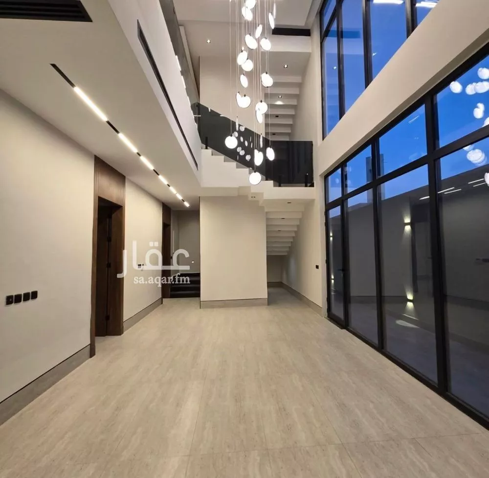 فيلا للبيع في شارع الدغمان, حي العارض, مدينة الرياض, منطقة الرياض 1 صورة