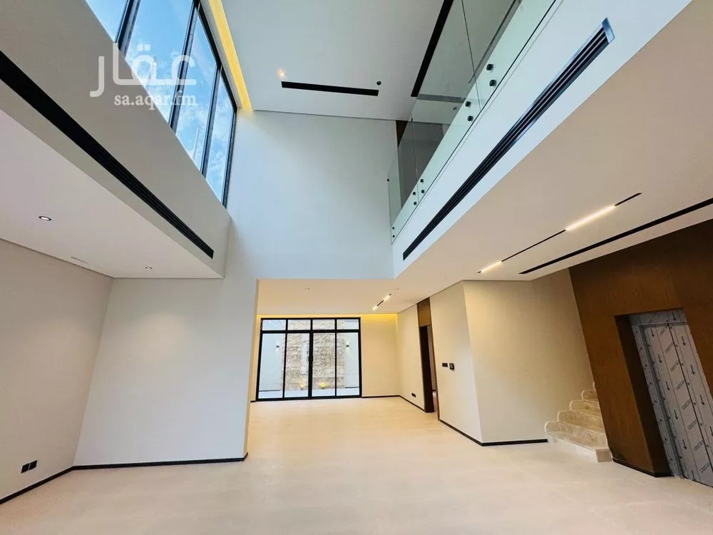 فيلا للبيع في شارع إبراهيم العوفي, حي العارض, مدينة الرياض, منطقة الرياض 1 صورة