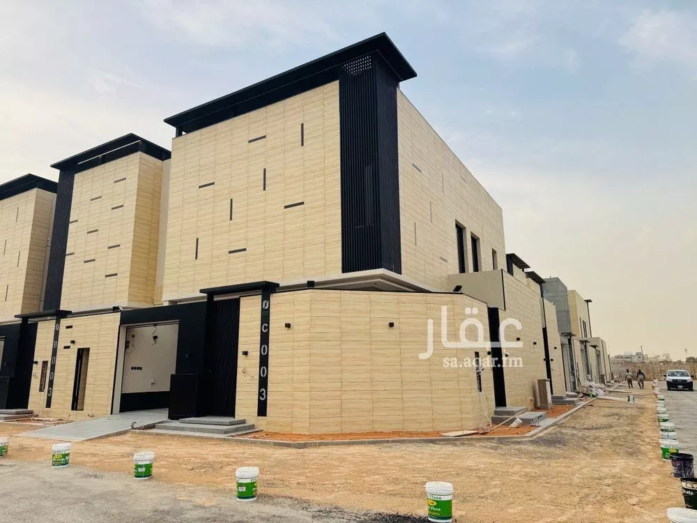 فيلا للبيع في شارع عبدربة الثقفي, حي العارض, مدينة الرياض, منطقة الرياض 1 صورة