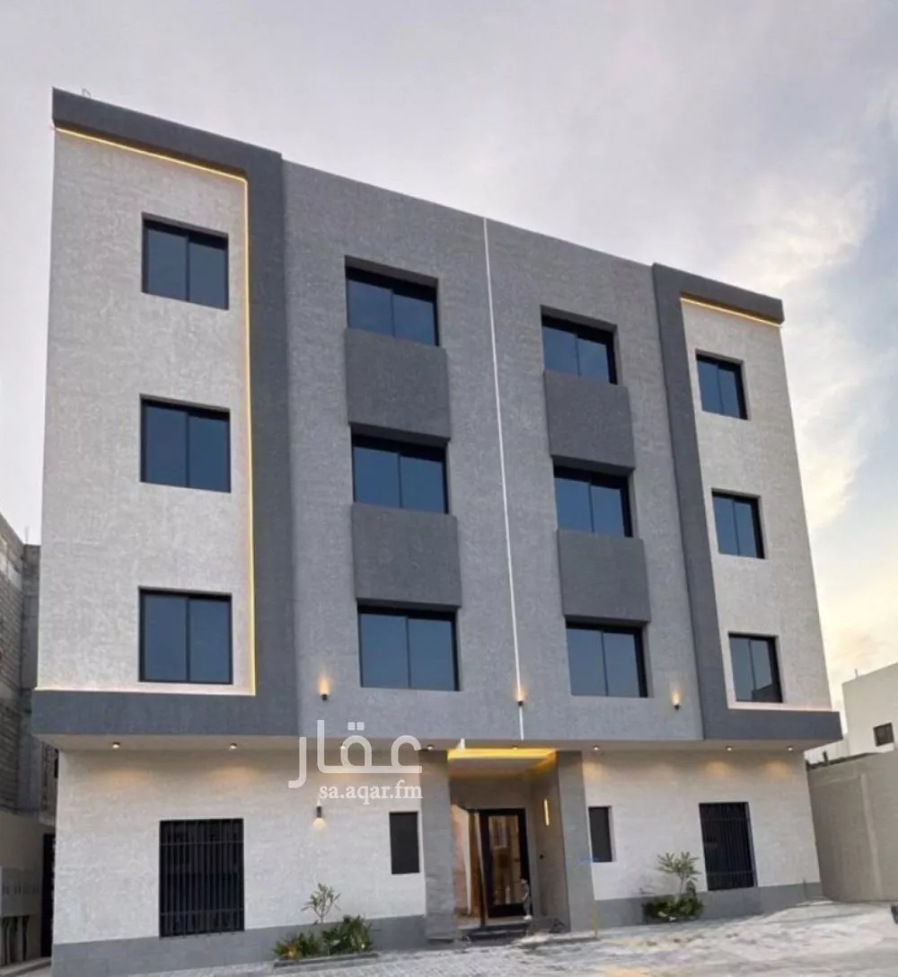 عمارة للبيع في شارع عبدالله بن العاص, حي العارض, مدينة الرياض, منطقة الرياض 1 صورة