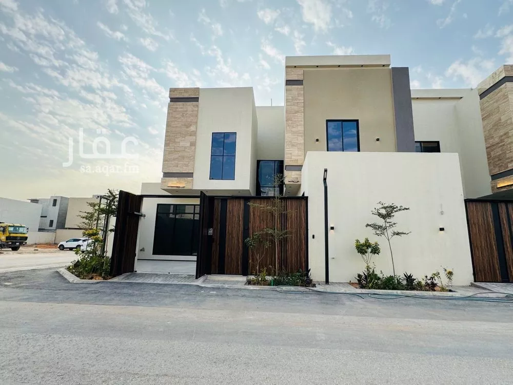 فيلا للبيع في شارع الدامه, حي العارض, مدينة الرياض, منطقة الرياض 1 صورة