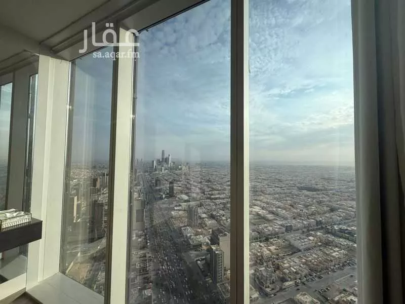 شقة للإيجار في شارع طريق الملك فهد الفرعي, حي الصحافة, مدينة الرياض, منطقة الرياض 1 صورة