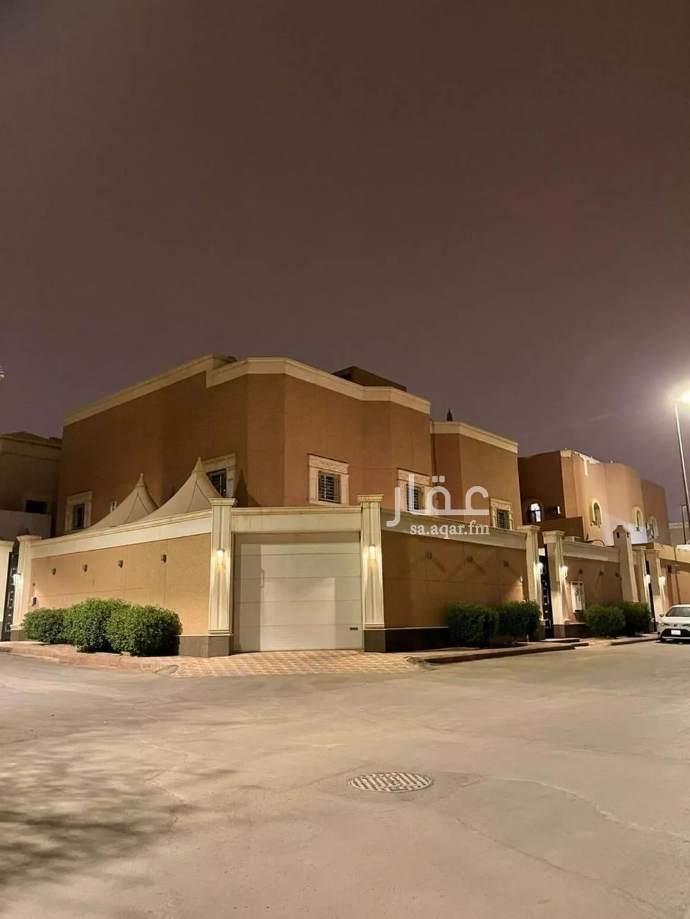 فيلا للبيع في شارع عبدالله بن معمر, حي أم الحمام الغربي, مدينة الرياض, منطقة الرياض 1 صورة