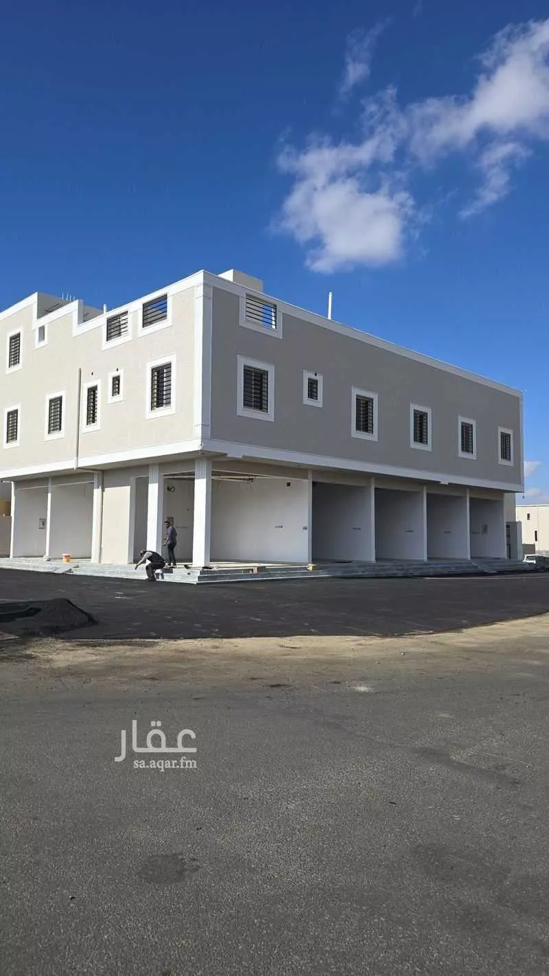 عمارة للإيجار في شارع 10898215, حي المعلاة, مدينة احد رفيده, منطقة عسير 1 صورة