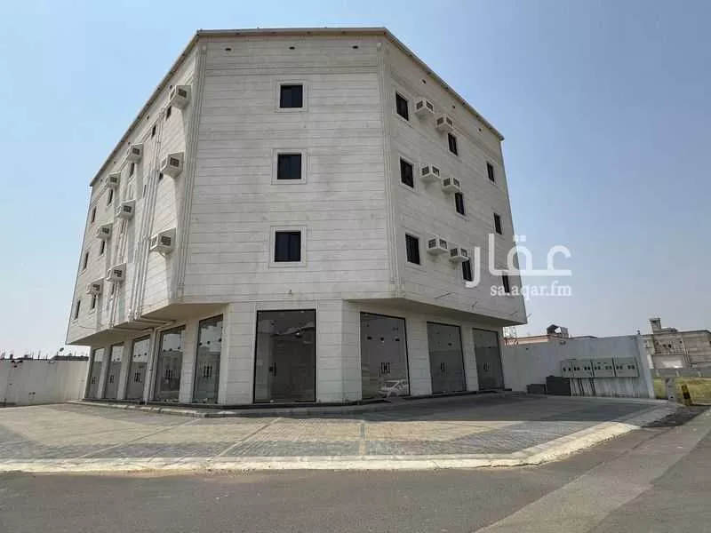 محل للإيجار في شارع 3172443, حي الورود, مدينة صامطه, منطقة جازان 1 صورة