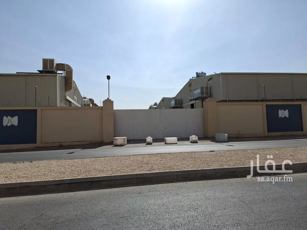 مستودع للإيجار في شارع محمد بن المهتدي, حي السلي, مدينة الرياض, منطقة الرياض 1 صورة