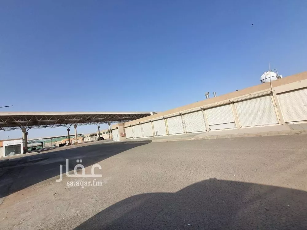 محل للإيجار في شارع الاخطل, حي المحجر, مدينة جدة, منطقة مكة المكرمة 1 صورة