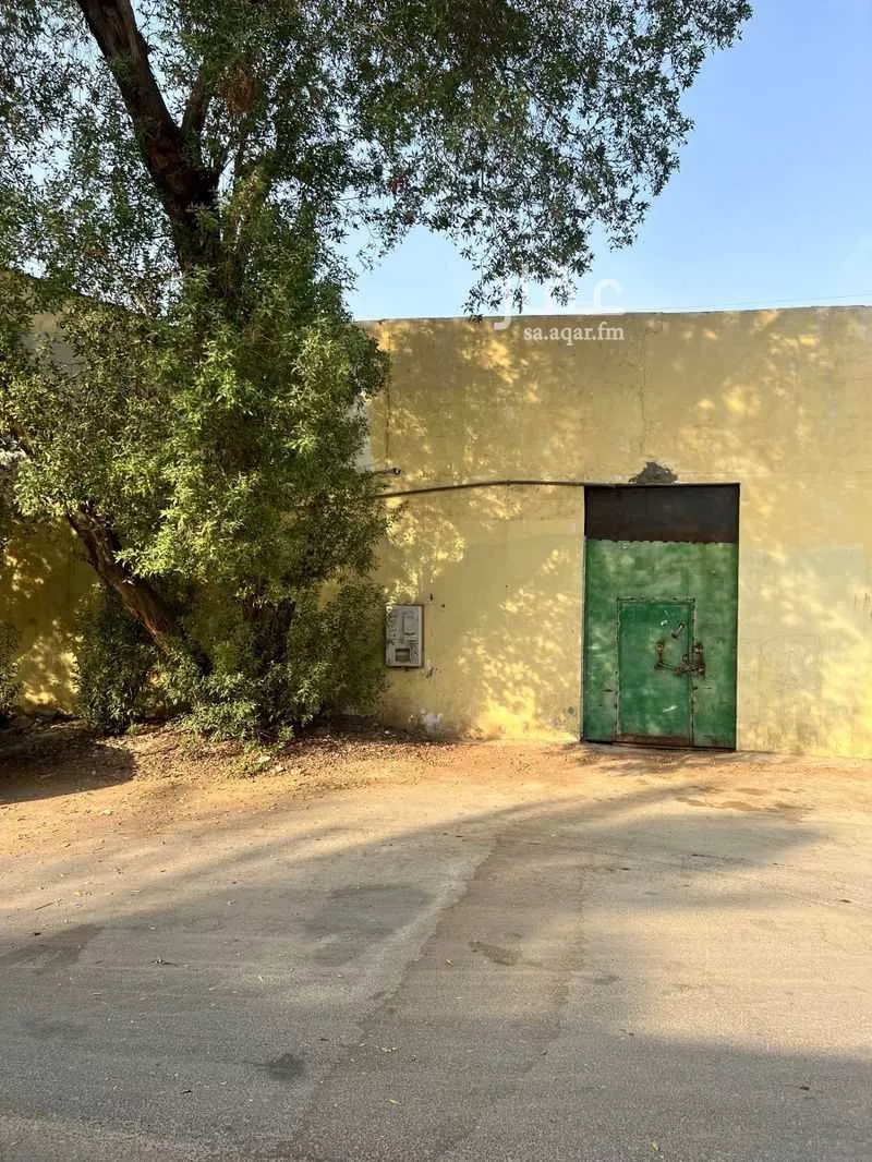 استراحة للبيع في شارع عون الخزاعي, حي المصانع, مدينة الرياض, منطقة الرياض 1 صورة