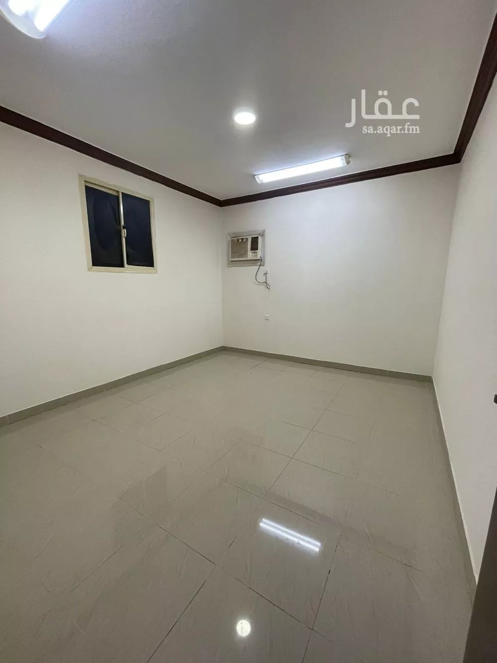 عمارة للإيجار في شارع عنيزة, حي النخيل, مدينة بريدة, منطقة القصيم 1 صورة