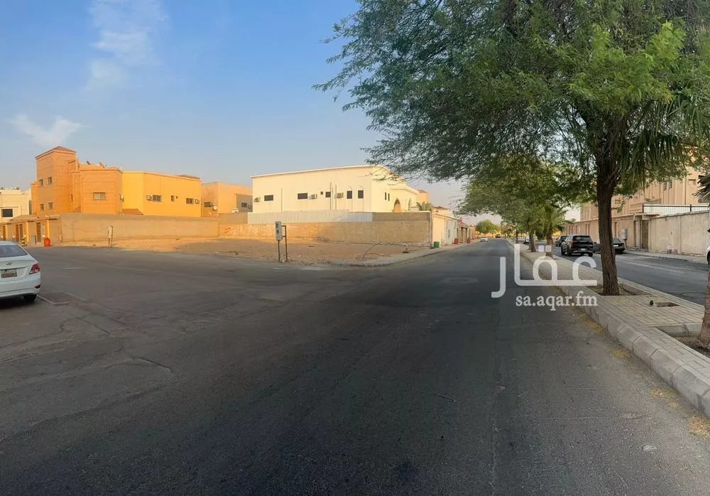 أرض للبيع في شارع الفايزية, حي الفايزية, مدينة بريده, منطقة القصيم 1 صورة