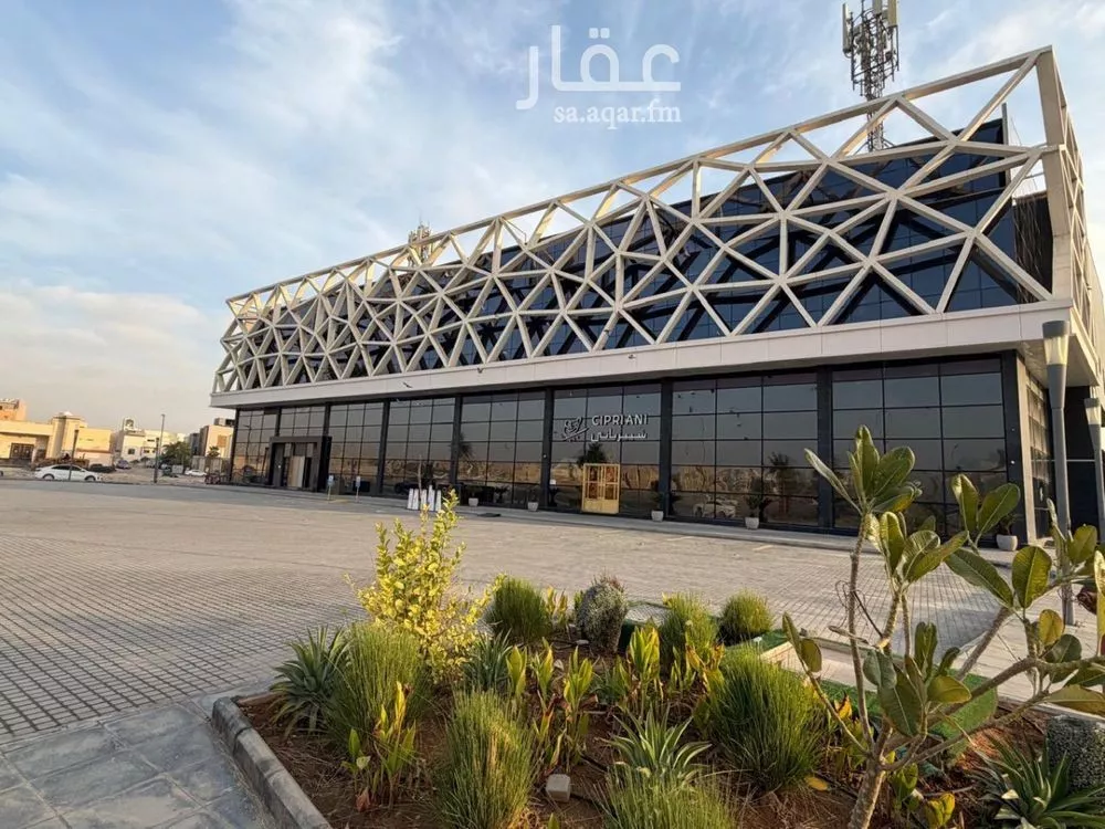 محل للإيجار في شارع الأمير تركي بن عبدالعزيز الأول, حي حطين, مدينة الرياض, منطقة الرياض 1 صورة