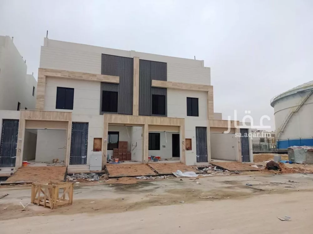 دور للبيع في شارع عبدالقادر الفاكهي, حي طويق, مدينة الرياض, منطقة الرياض 1 صورة