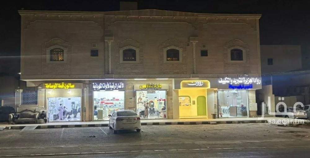 عمارة للبيع في شارع بسبس ابن عمرو, حي الرانوناء, مدينة المدينه المنوره, منطقة المدينة المنورة 1 صورة