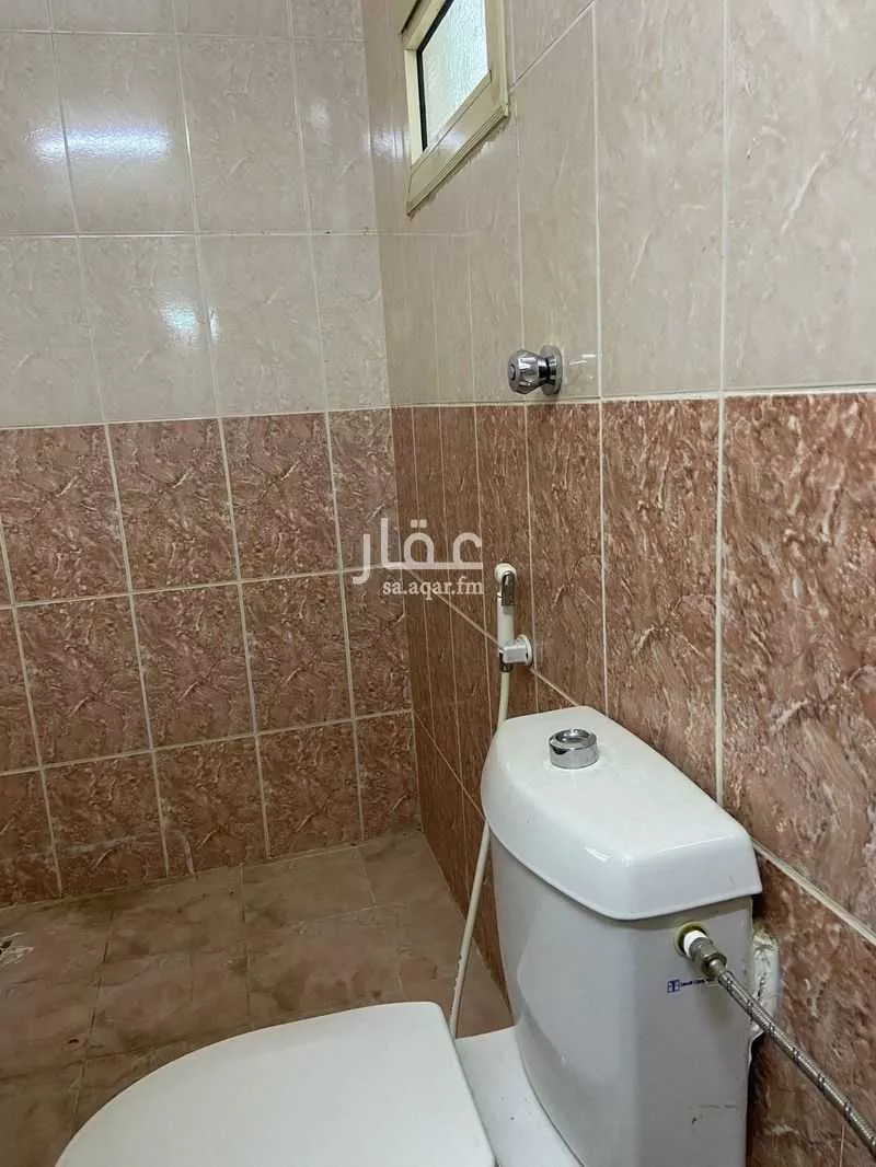 شقة للإيجار في شارع عبدوس ابن ديزوية الرازي ، حي الملك فهد ، المدينة المنورة ، منطقة المدينة المنورة 1 صورة