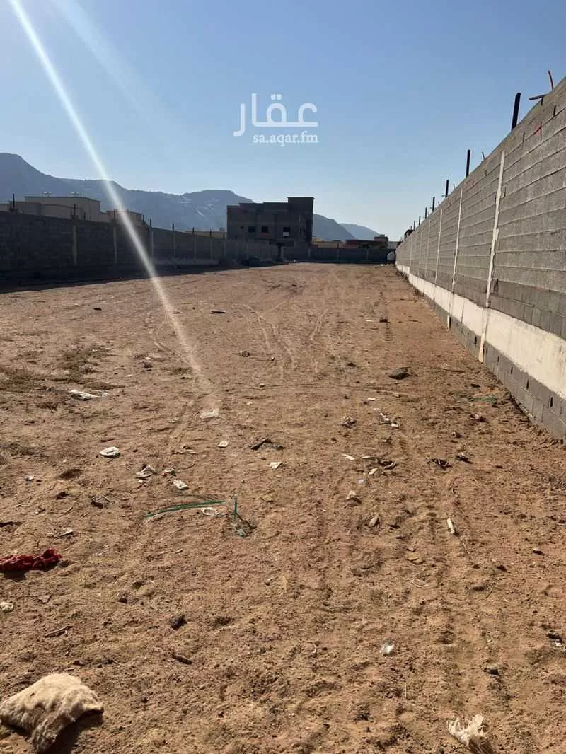 أرض للبيع في حي الشرفة, مدينة نجران, منطقة نجران 1 صورة