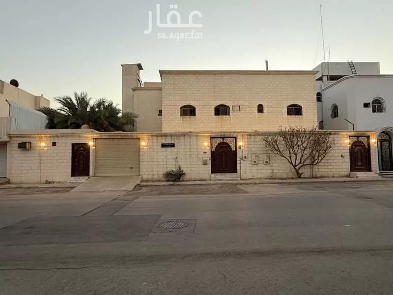 فيلا للإيجار في شارع الفجيرة, حي المنصورة, مدينة الرياض, منطقة الرياض 1 صورة