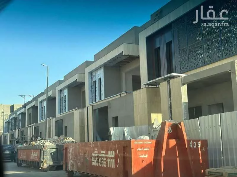 فيلا للبيع في شارع أبي الطيب الربذي, حي الصواري, مدينة جدة, منطقة مكة المكرمة 1 صورة