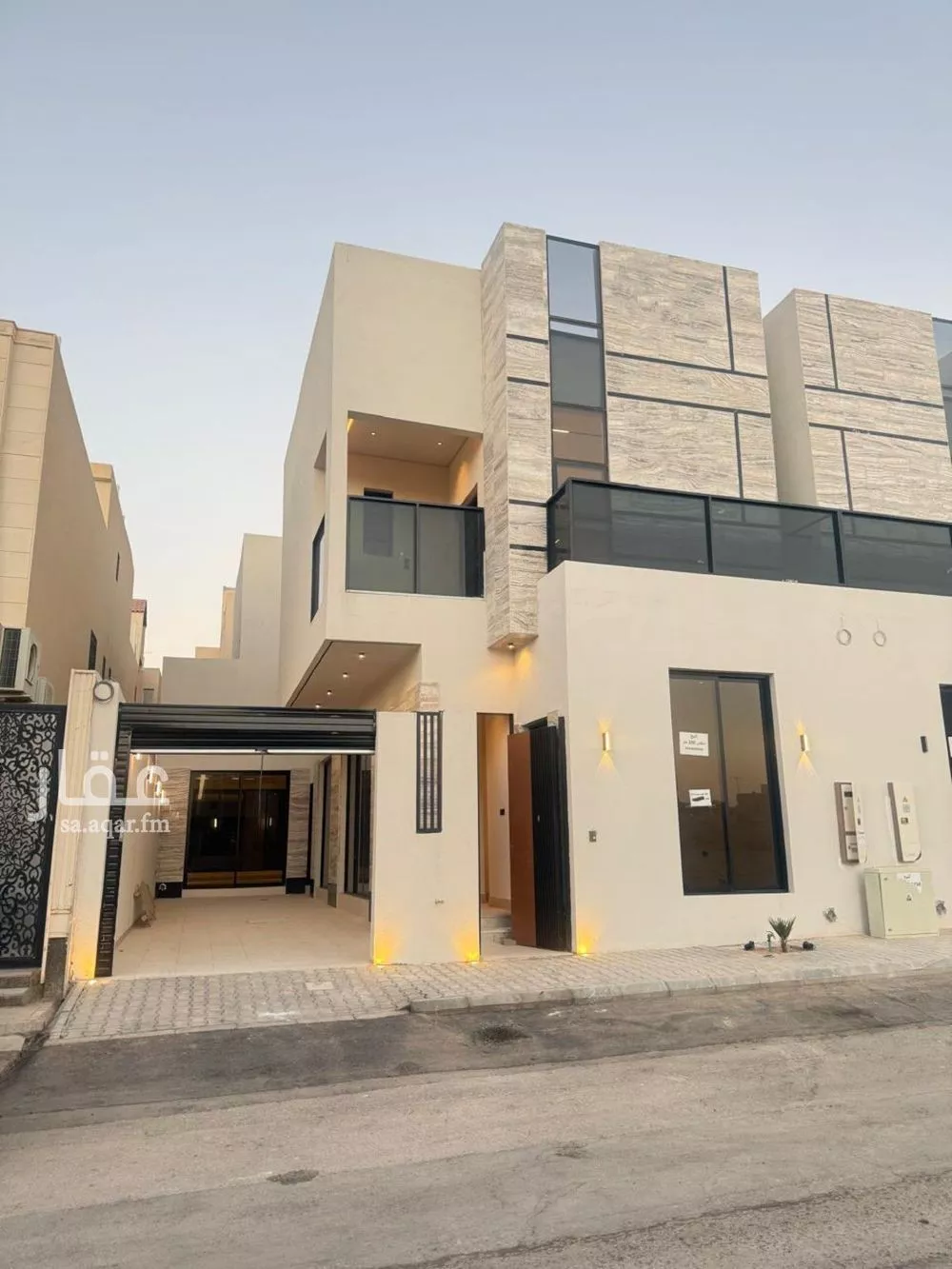 فيلا للبيع في شارع السيل الكبير, حي المهدية, مدينة الرياض, منطقة الرياض 1 صورة